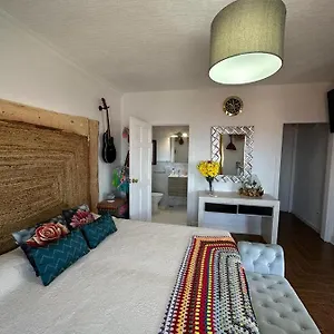 https://habitacin-de-lujo-en-tenerife-sur.adeje-hotels.com